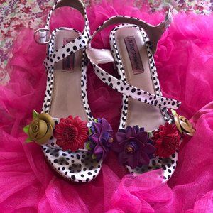 Betsey Johnson Floral sandals